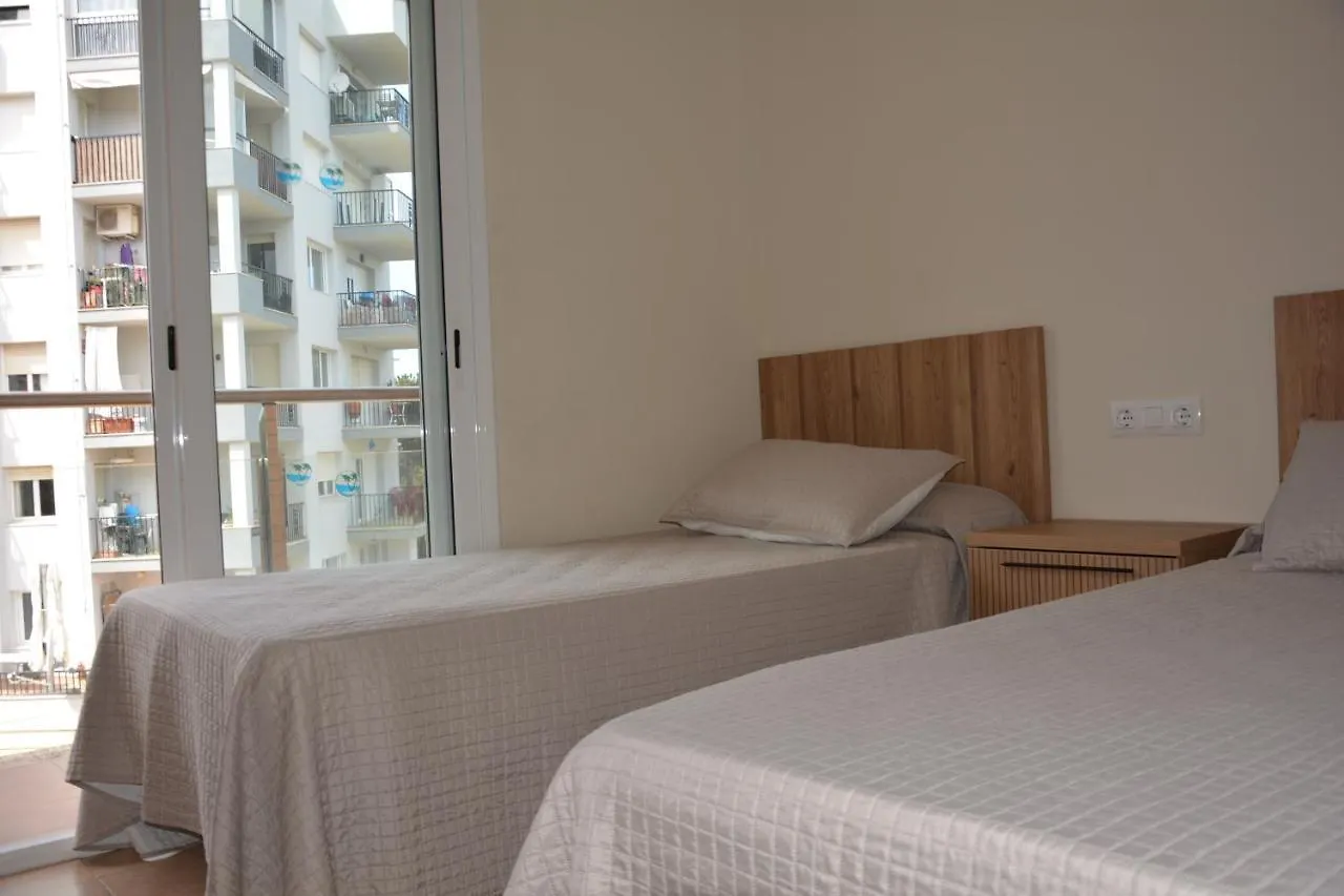 Apcostas Villa De Madrid Бланес 0*,