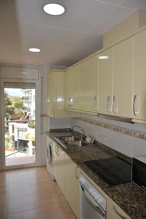 Apcostas Villa De Madrid Бланес Апартаменты